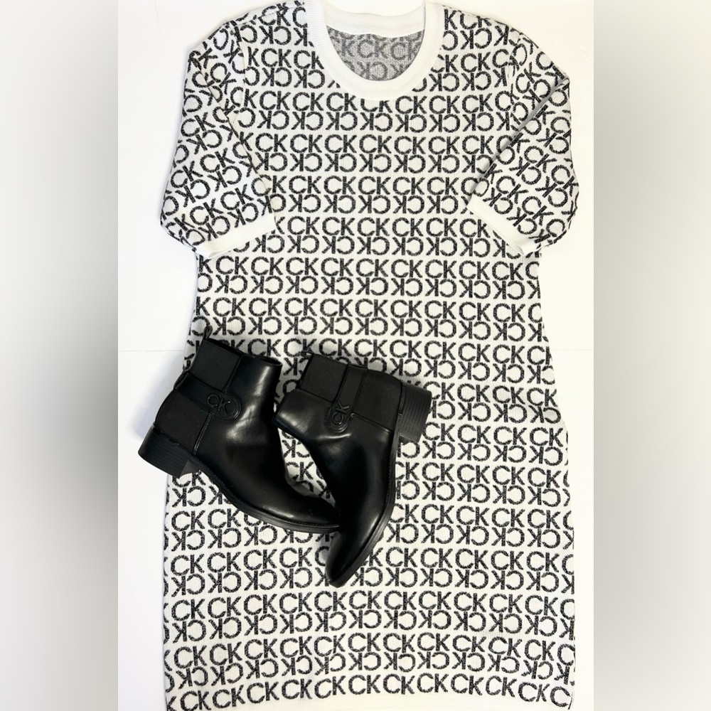 ( Final price buy as is)

Calvin Klein White & Black Logo Knit Midi Dress
